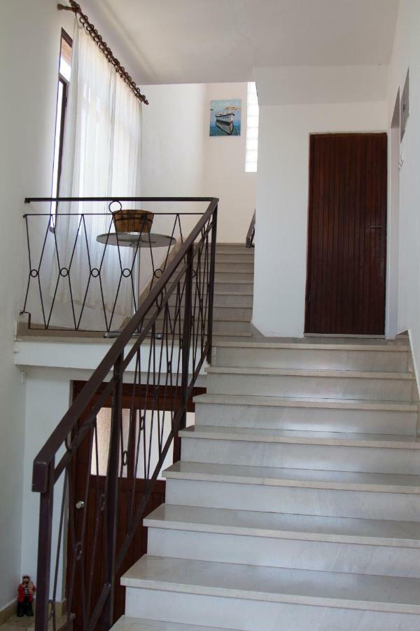 Green Garden Apartments Rovinj Bagian luar foto