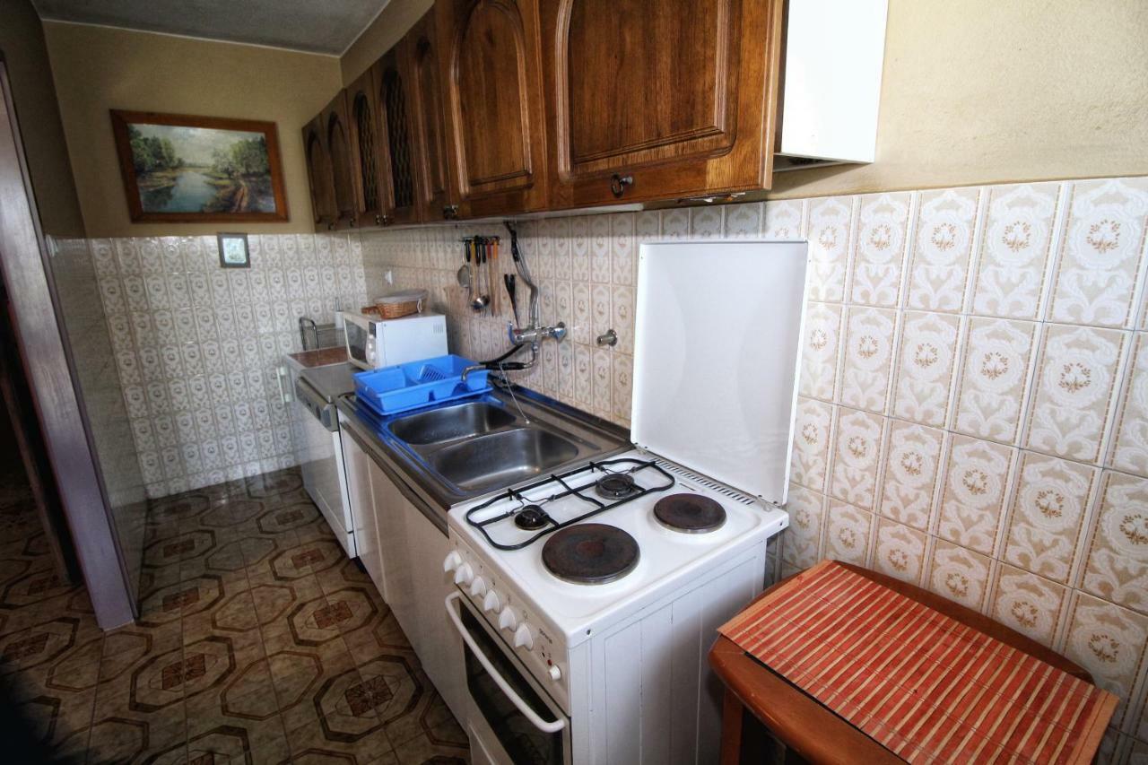Green Garden Apartments Rovinj Bagian luar foto